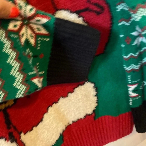 Ugly Christmas sweater, Santa large beer, mug, snowflakes size large - Picture 5 of 7